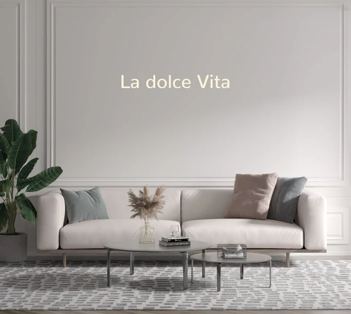 Custom text: La dolce Vita