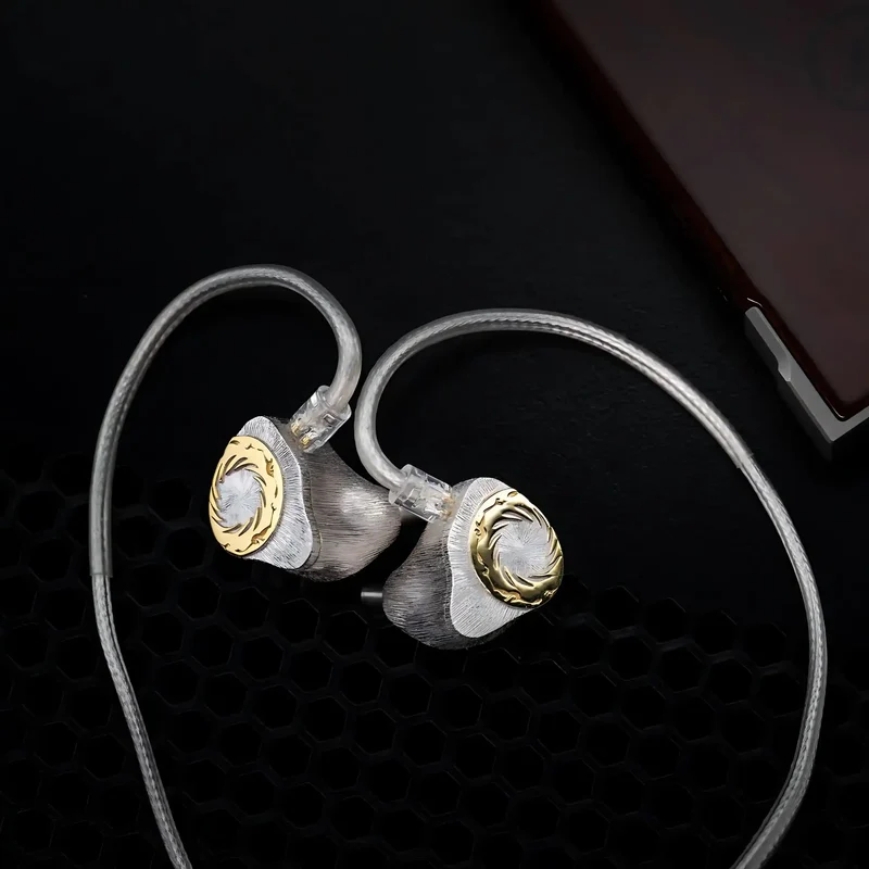 Moondrop Solis II | Tribrid Universal IEMs