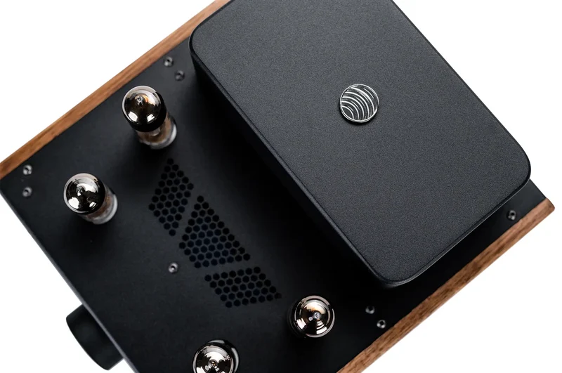 Feliks Audio Echo Vibe | OTL Headphone Amplifier and Preamp
