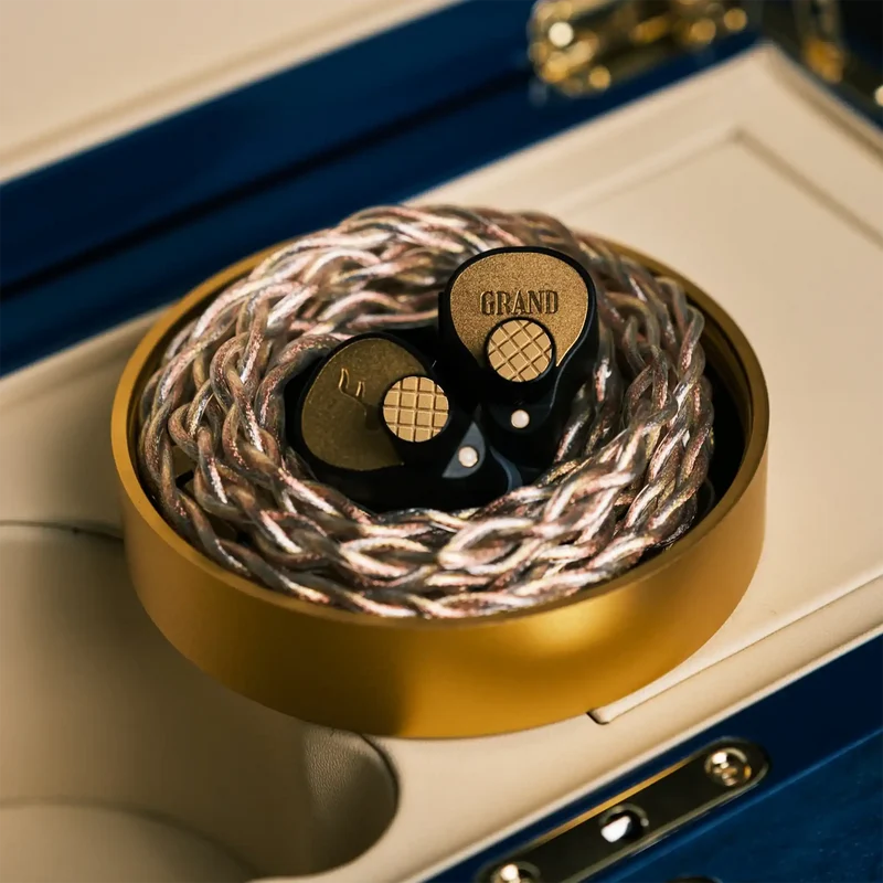 FATfreq GMA Grand Maestro Limited Edition | Universal Tribrid IEMs