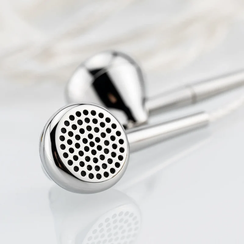 Moondrop Pavane | Dynamic Universal IEMs