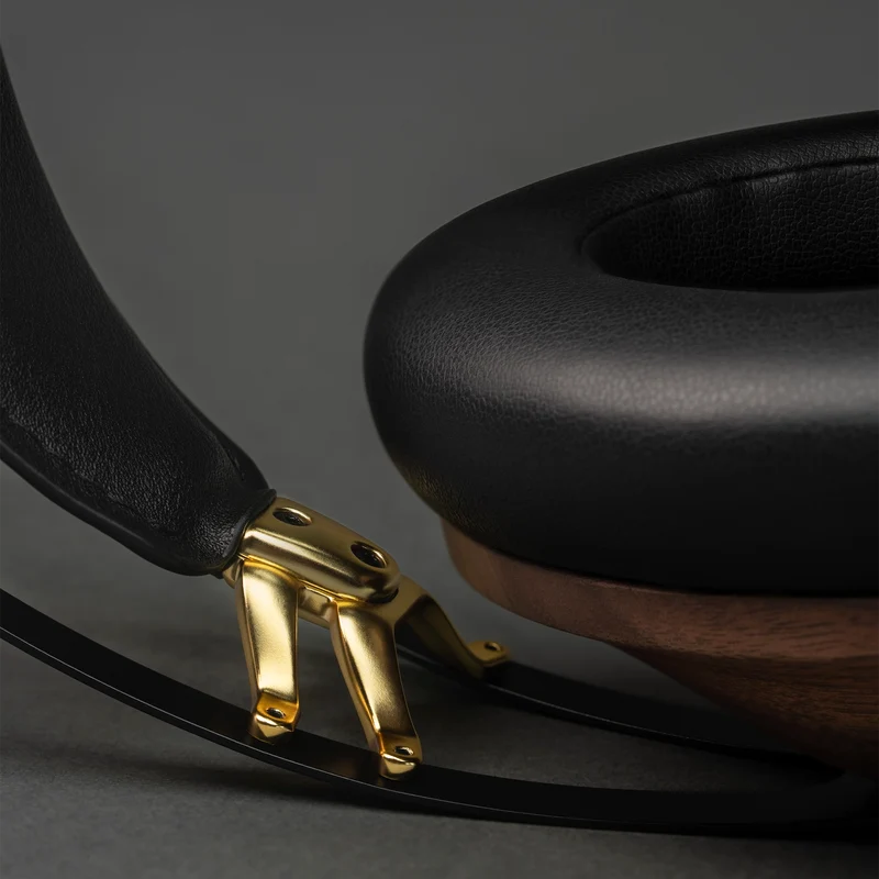 Meze 99 Classics 2nd Gen | Closed-Back Dynamic Headphones