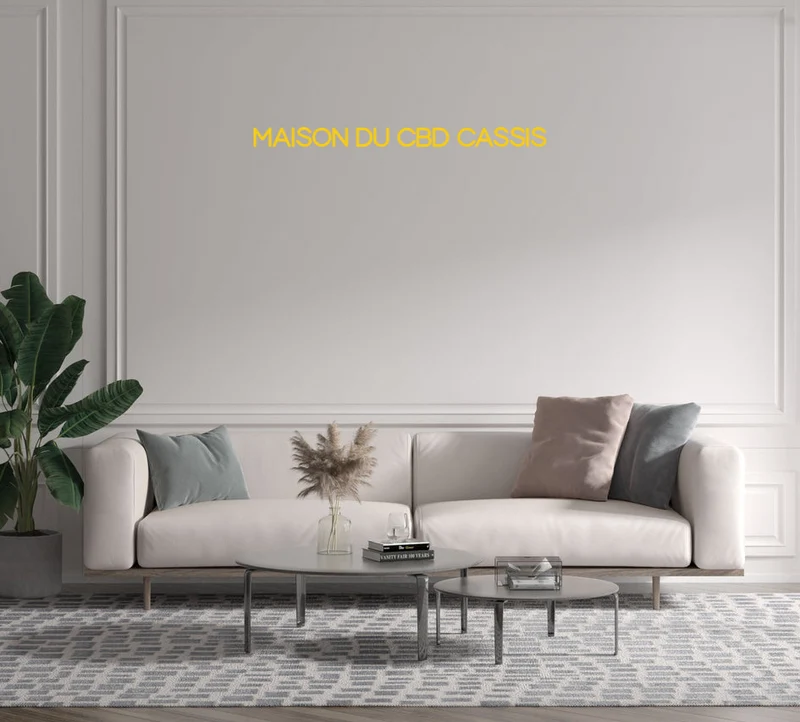 Custom text: MAISON DU CBD CASSIS