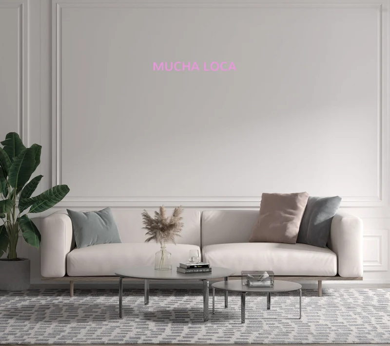 Custom text: MUCHA LOCA
