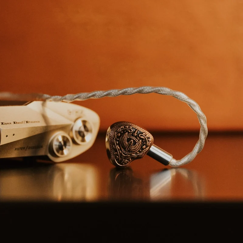 FlipEars Aegis | Hybrid Universal IEMs