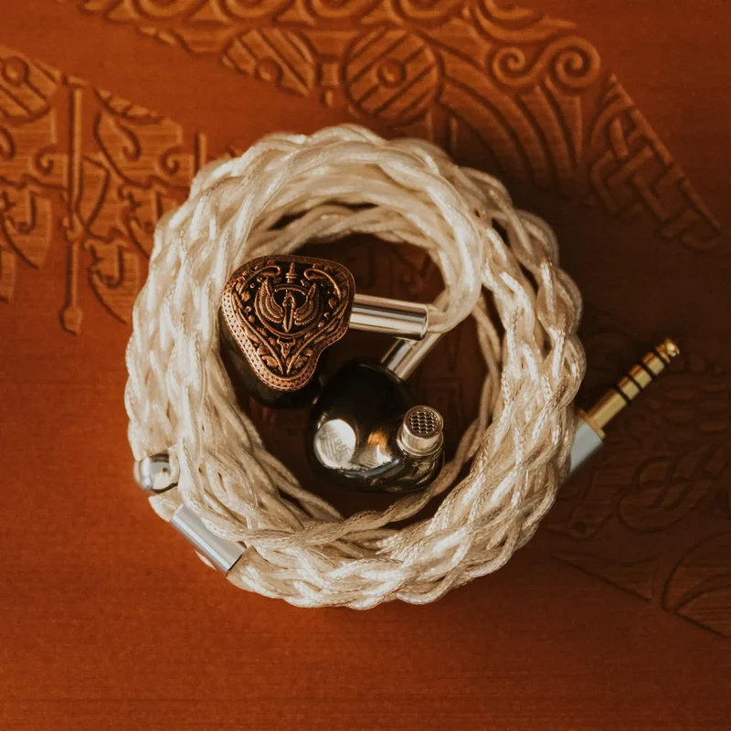 FlipEars Aegis | Hybrid Universal IEMs