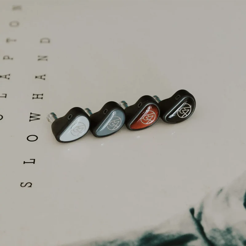 64 Audio Aspire 1 | Dynamic Universal IEMs