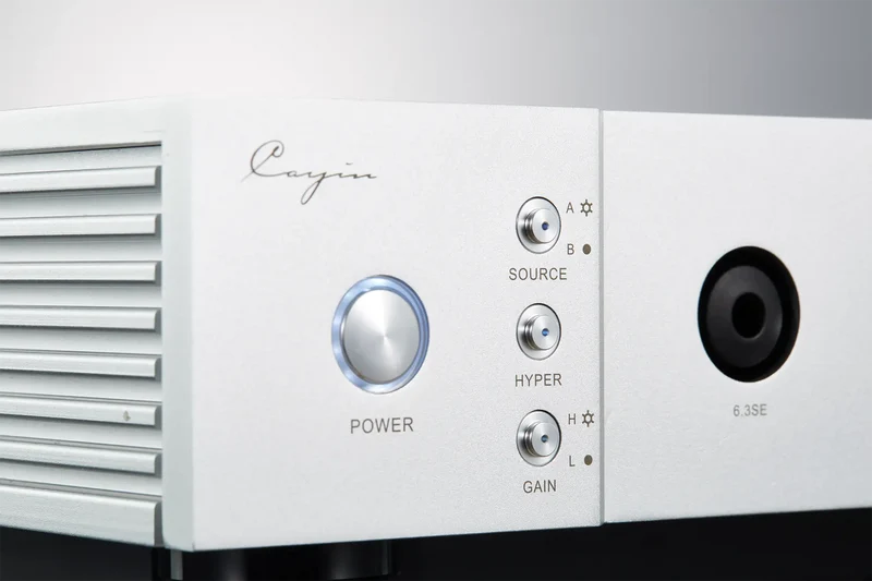 Cayin iHA-8 | Desktop Headphone Amplifier