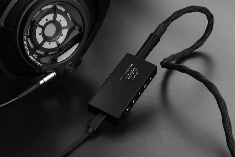 Questyle M18i | Bluetooth Portable DAC and Amp