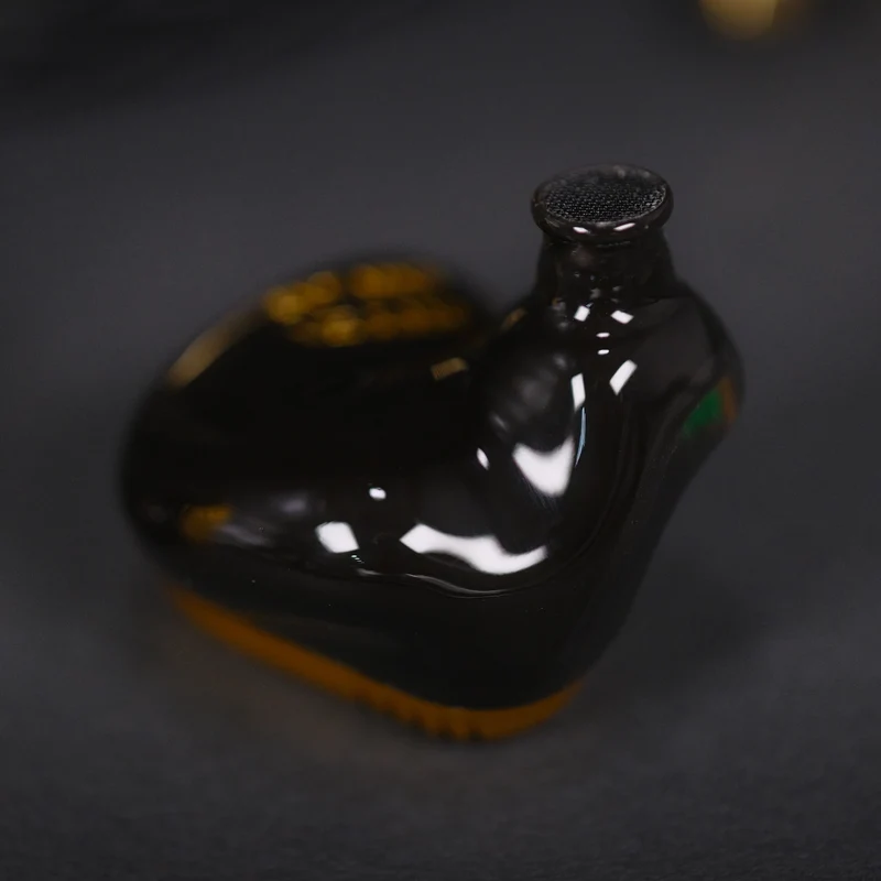 Vision Ears EXT MK II Gold Limited Edition | Hybrid Universal IEMs