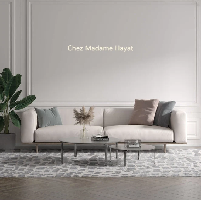 Custom text: Chez Madame Hayat