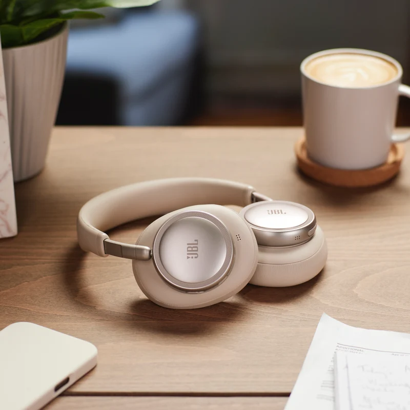 JBL Live 780NC Wireless Over-Ear Noise Cancelling Headphones - Champagne