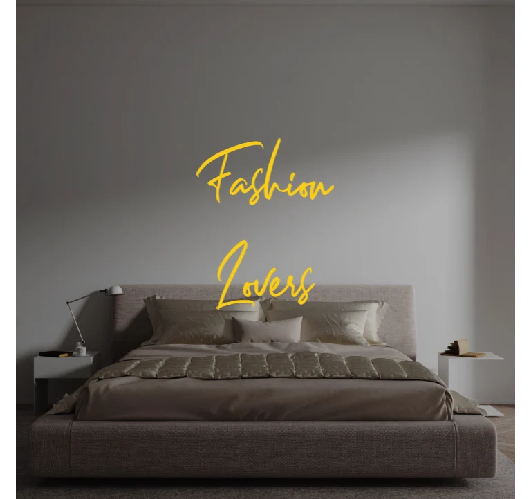 Custom text: Fashion Lovers