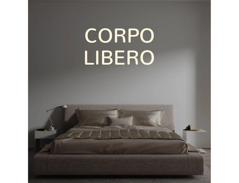 Custom text: CORPO LIBERO