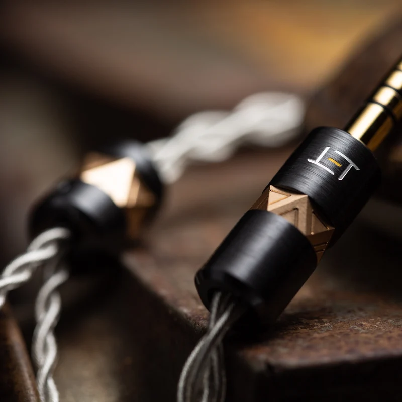 Eletech Cassiel | Silver-Plated Copper Upgrade Cable for IEMs