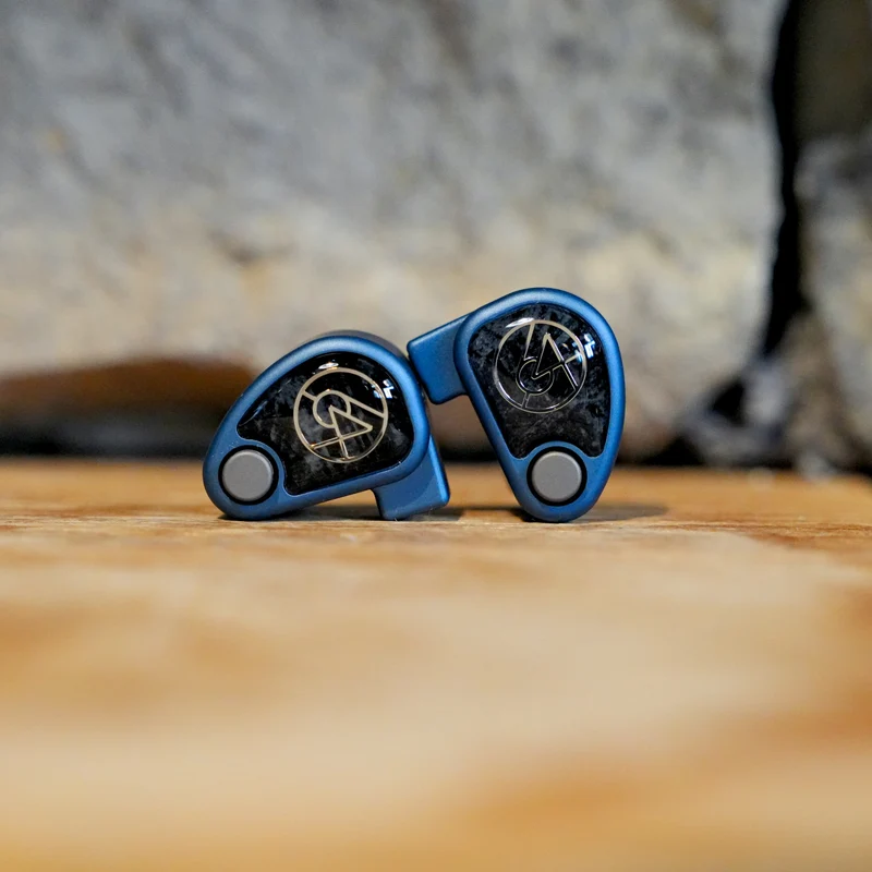 64 Audio U4s | Hybrid Dynamic + BA Universal IEMs