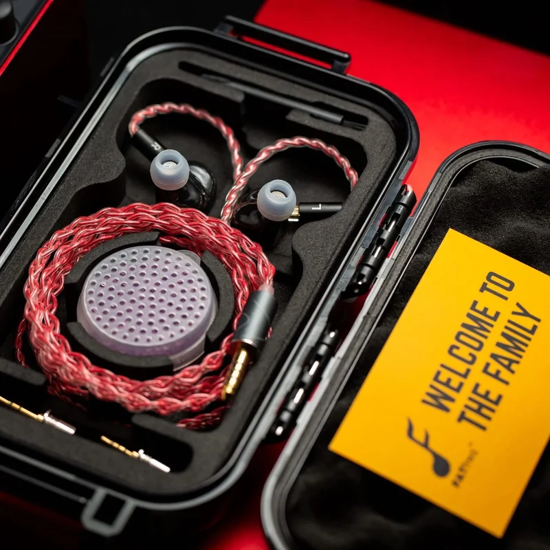 FATfreq Scarlet Mini | Hybrid Universal IEMs