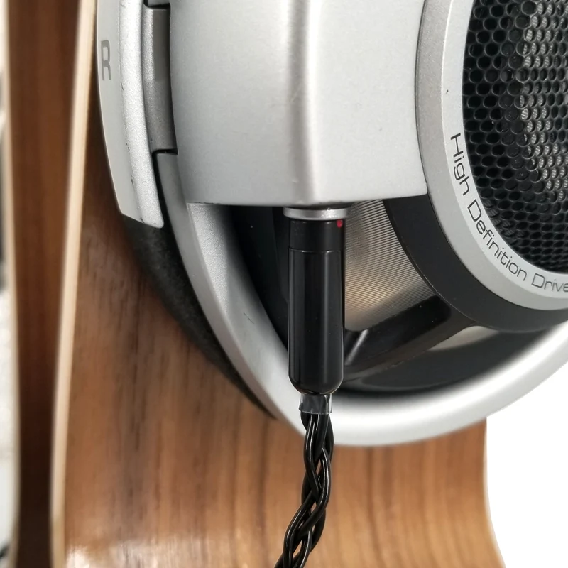 Dekoni Audio Balanced XLR Cable for Sennheiser HD800 | Replacement Headphone Cable