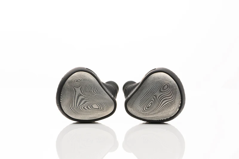 Noble Audio Viking Ragnar | Tribrid IEMs