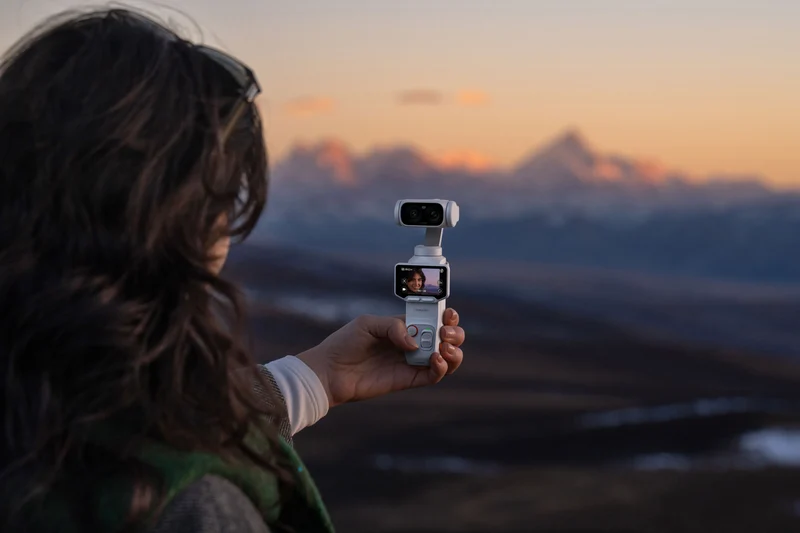 Insta360 Luna Ultra Creator Bundle - Stellar White