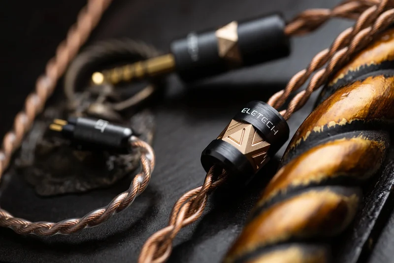 Eletech Raphael | Copper/Gold Upgrade Cable for IEMs