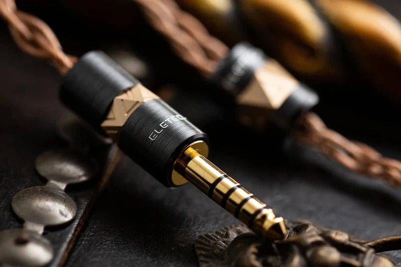 Eletech Raphael | Copper/Gold Upgrade Cable for IEMs