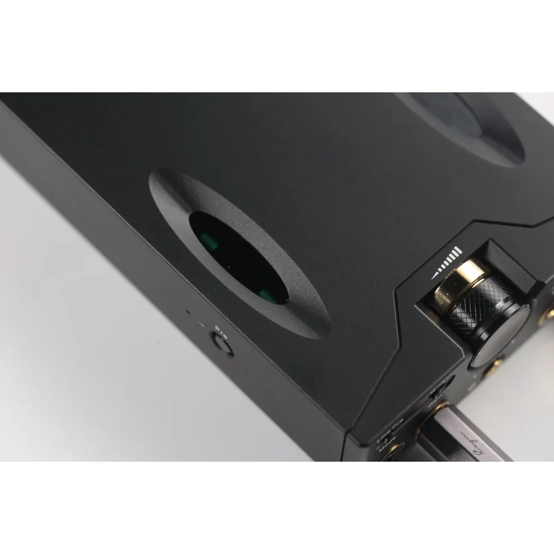 Cayin C9 | Portable Headphone Amplifier