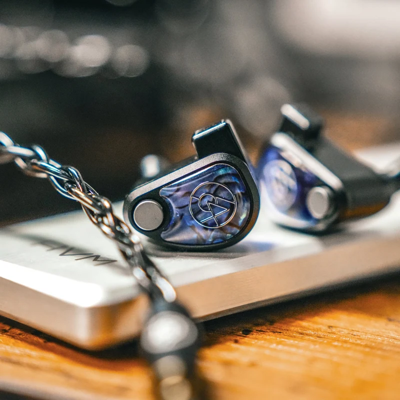 64 Audio Volür | 10-Driver Hybrid Universal IEMs