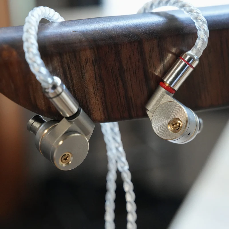 Ucotech RE-2 | Dynamic Universal IEMs