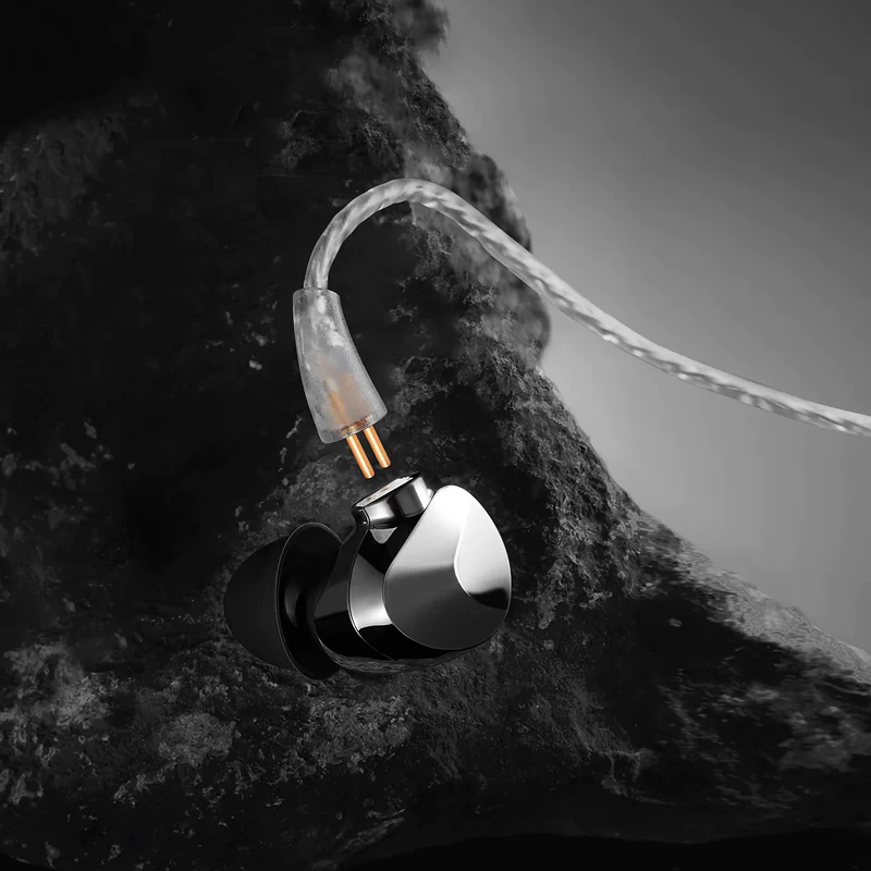 Questyle NHB15 | USB-C DAC/Amp + Dynamic Universal IEMs