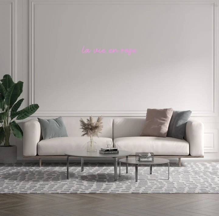 Custom text: la vie en rose
