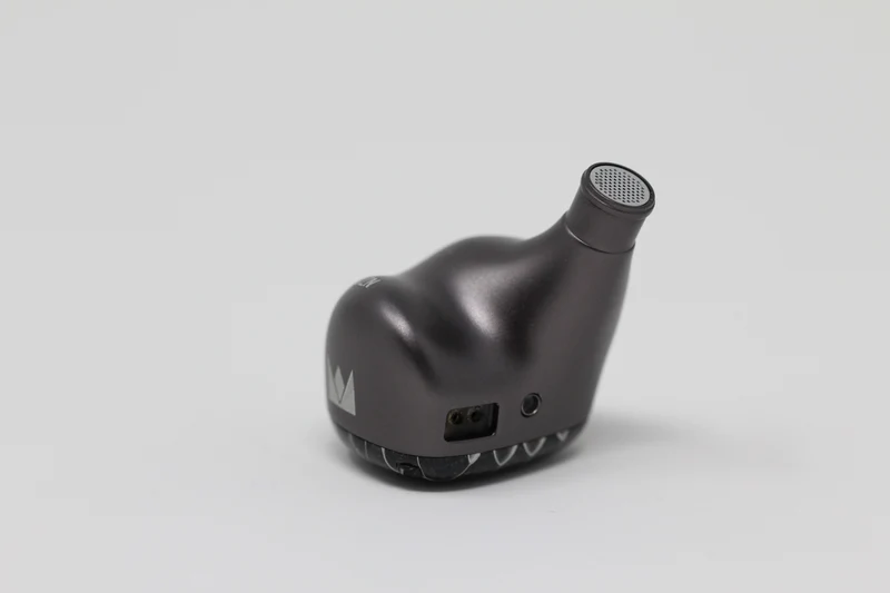 Noble Audio Zephyr | Hybrid Universal IEMs