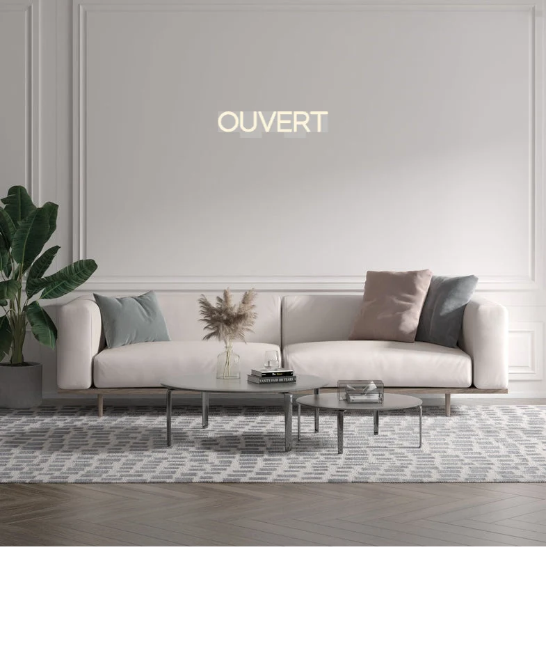 Custom text: OUVERT