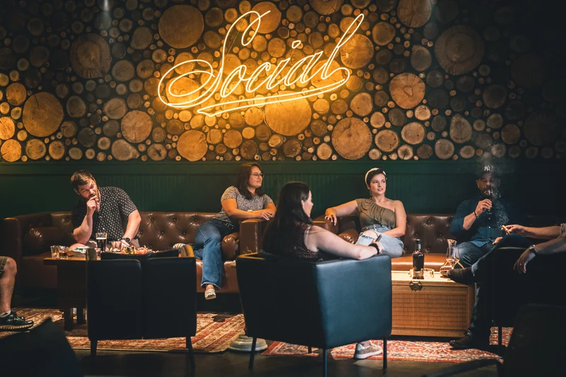 Custom text: Restaurant