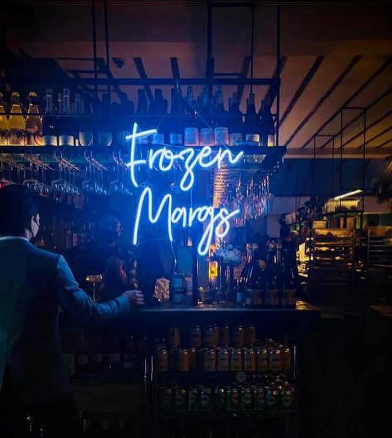 Custom text: Bar