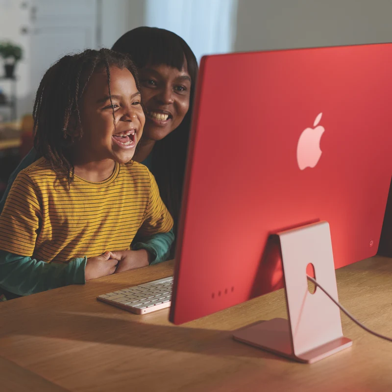 Apple iMac 24" Retina 4.5K Display with M3 chip 8-core GPU 256GB Blue