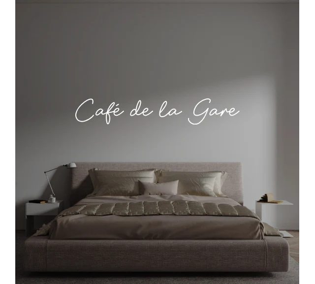 Custom text: Café de la Gare
