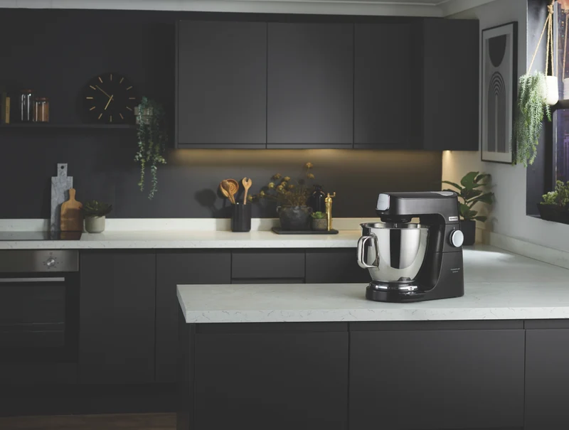 Kenwood Titanium Chef Baker XL Stand Mixer Black