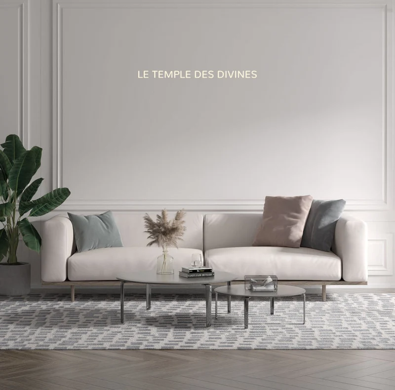 Custom text: LE TEMPLE DES DIVINES