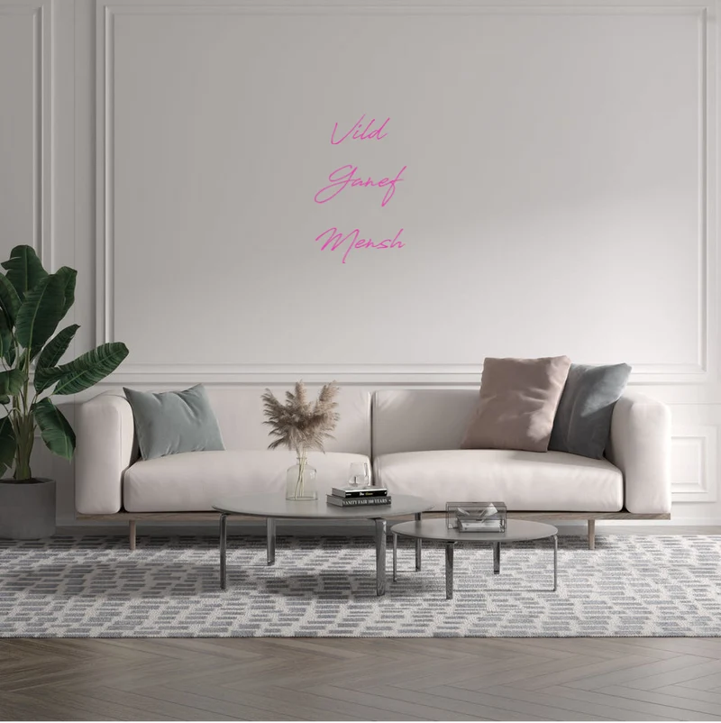 Custom text: Vild Ganef Mensh