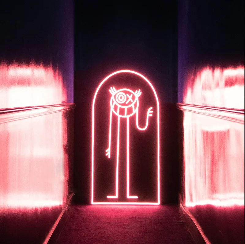 Hello Mr A © by André Saraiva - Signe en néon LED