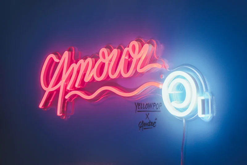 Amour © by André Saraiva - Signe en néon LED