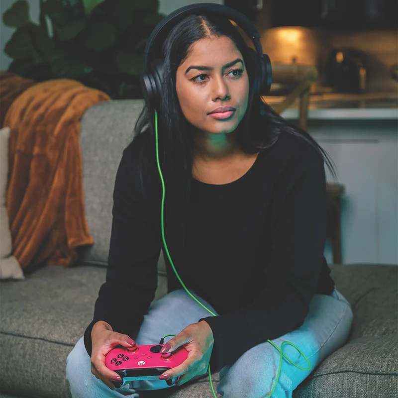 Xbox Wireless Controller (Deep Pink)