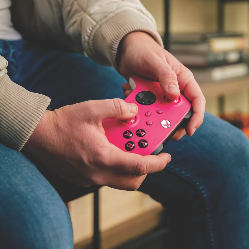 Xbox Wireless Controller (Deep Pink)