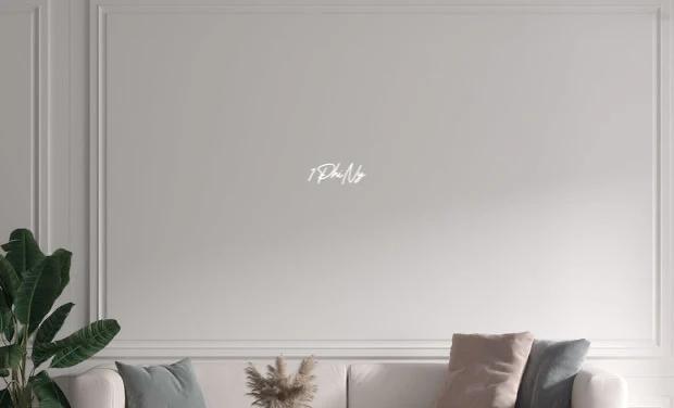 Custom text: 1PhiNy