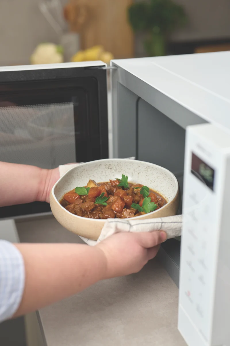 Panasonic 32L 1100W Inverter Microwave - White