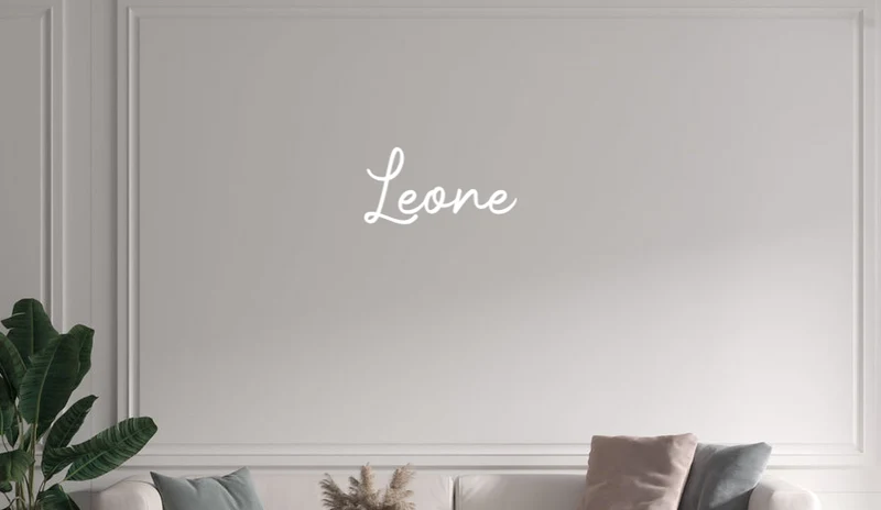 Custom text: Leone
