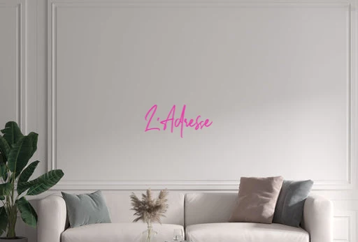 Custom text: L'Adresse