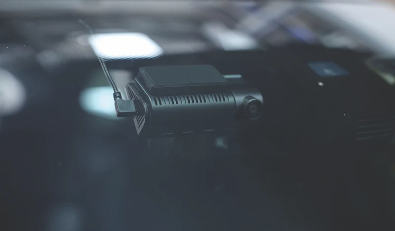 Navman MiVue True 4K Dash Cam