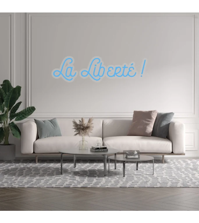 Custom text: La Liberté !